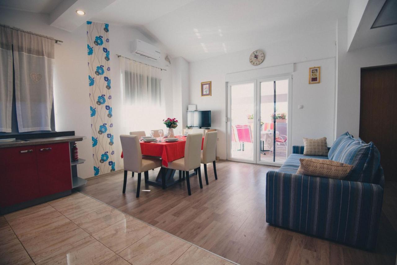 Apartments Vodice Exterior photo